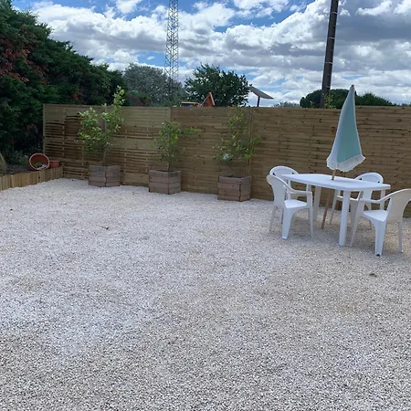 Holiday home Maison De Toute Equipee A 5mn Du Pont-du-gard Au Coeur De *